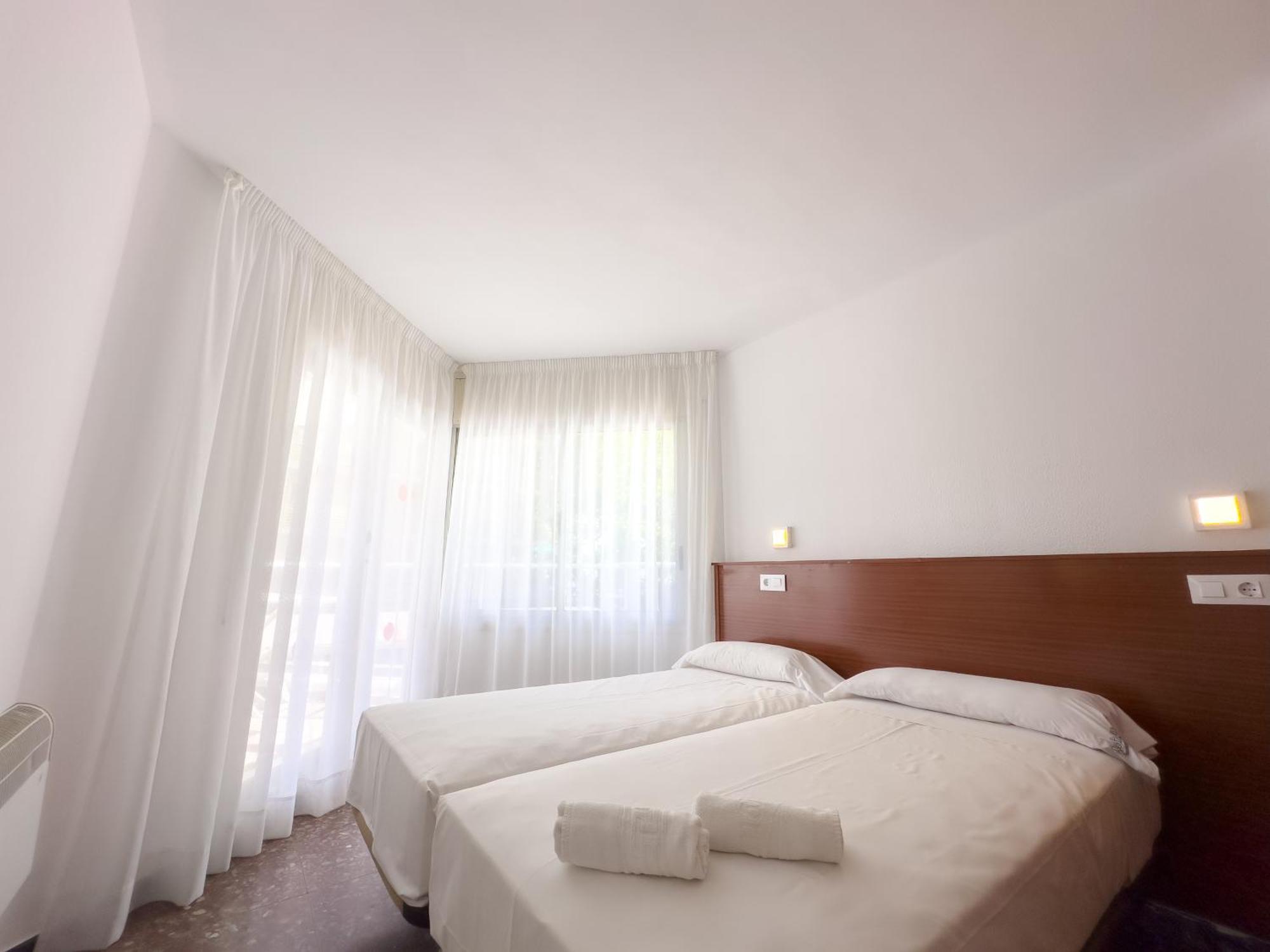 Rentalmar Atlantida Apartamentos Salou Esterno foto